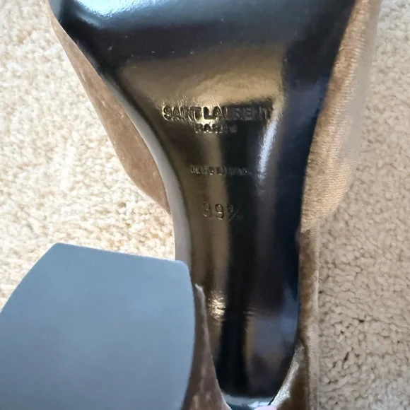 Saint Laurent Women's Velvet Metallic Silver Mules - Picture 4 of 4